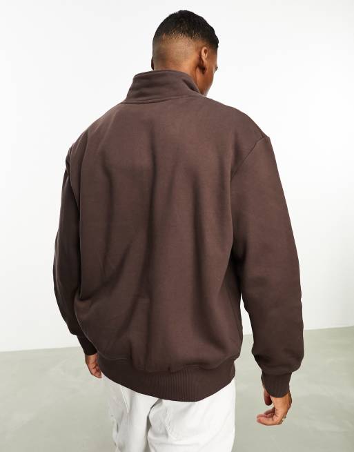 ASOS DESIGN – Brun, kraftig sweatshirt i oversize med kort dragkedja vid halsen, 3 av 4