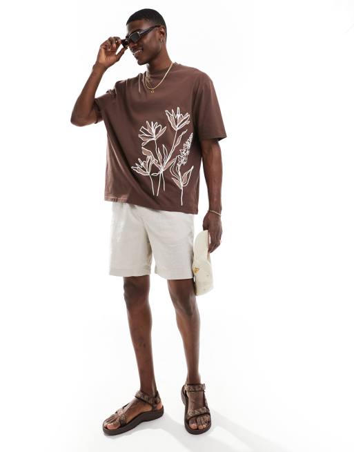 ASOS DESIGN - Brun og oversized T-shirt med blomsterprint, 4 af 4
