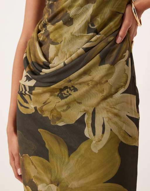 ASOS DESIGN - Brun og ærmeløs midikjole med stort blomsterprint og rynker i taljen, 2 af 4