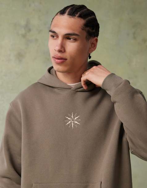 ASOS DESIGN - Brun oversized hættetrøje med fastsyet kant, lille broderi på brystet og kontrasterende syninger - view 1