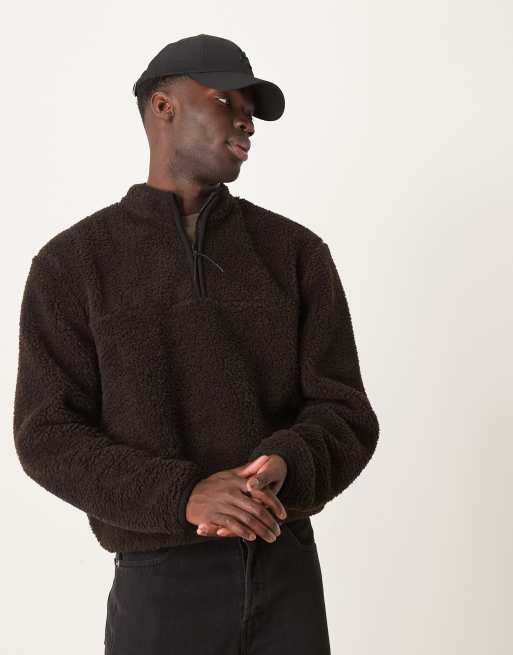 ASOS DESIGN - Brun, oversized og firkantet sweatshirt i plys med kvart lynlås
