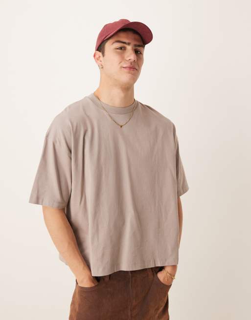 ASOS DESIGN - Brun oversized T-shirt med abstrakt grafik i firkantet pasform, 4 af 4