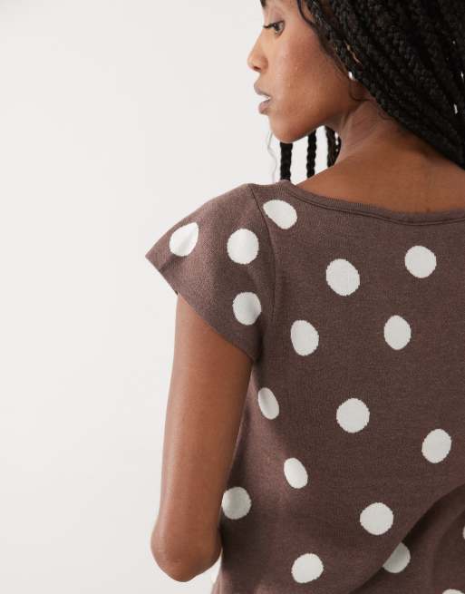ASOS DESIGN - Brun polkaprikket top i fin strik med smal halsudskæring, 3 af 4