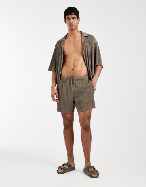 ASOS DESIGN – Brun skjorta i boxig oversize-passform med platt krage och plissering, del av set, 3 av 6