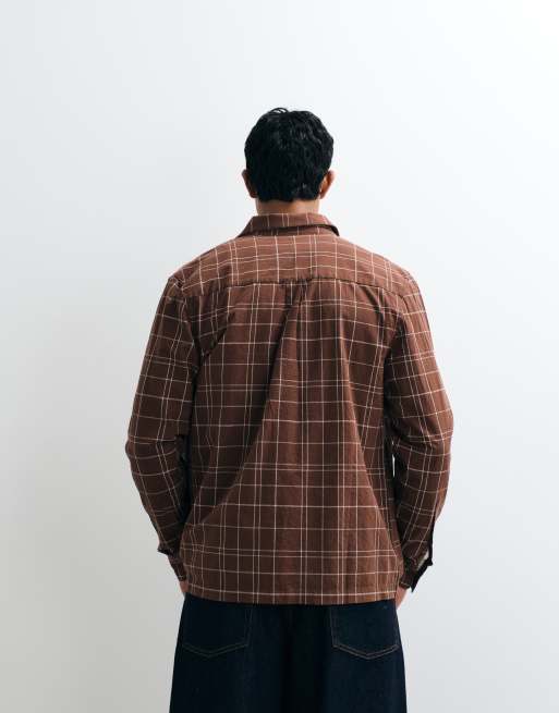 ASOS DESIGN - Brun skjorte med broderi på brystet og tern i regular fit, 5 af 5