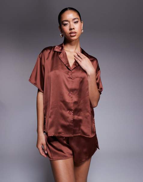 ASOS DESIGN - Brun skjorte med korte ærmer i satin - Del af sæt - view 1