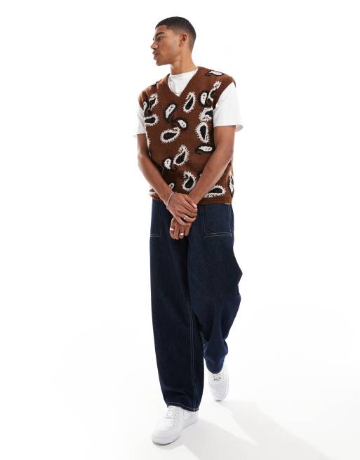 ASOS DESIGN – Brun, stickad, fluffig topp med v-ringning, avslappnad passform och paisleymönster, 4 av 4