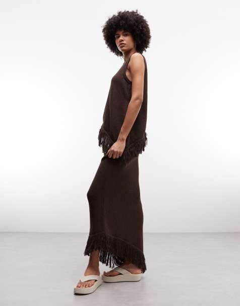 ASOS DESIGN – Brun, stickad kjol med asymmetriska fransar, del av set - view 1