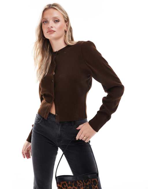 ASOS DESIGN – Brun, stickad kofta med figurnära, kompakt passform