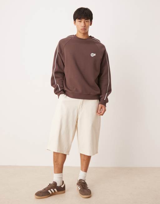 ASOS DESIGN - Brun sweatshirt med sportsprint, 3 af 4