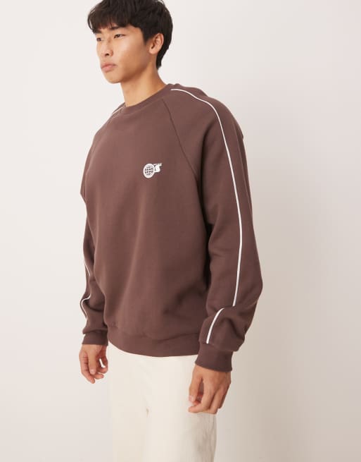 ASOS DESIGN - Brun sweatshirt med sportsprint, 4 af 4