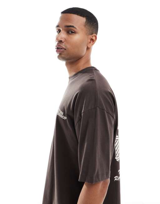 ASOS DESIGN – Brun t-shirt i oversize med tryck, 4 av 5