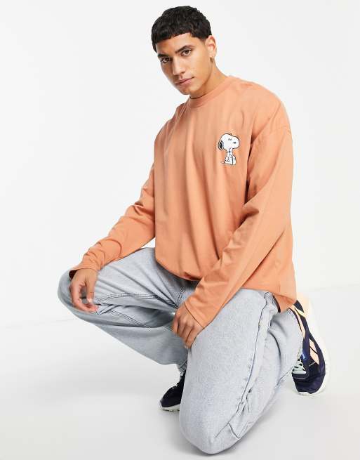 ASOS DESIGN – Brun t-shirt i oversize-modell med långa ärmar och tryck baktill, 3 av 4