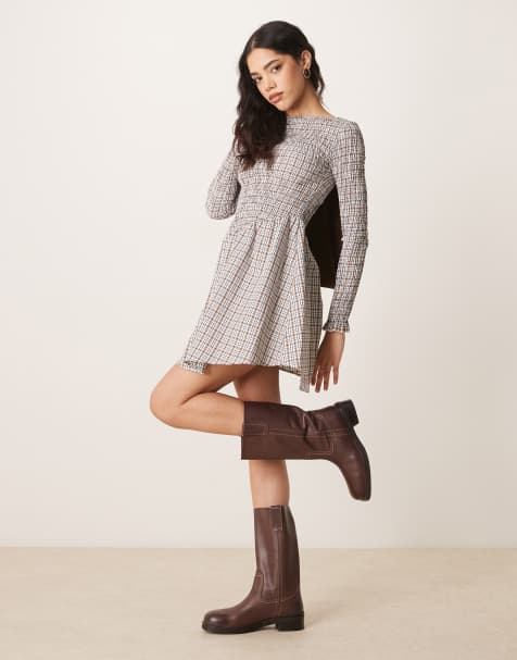 ASOS DESIGN - Brun ternet minikjole med rynker og korsetdetaljer - view 1