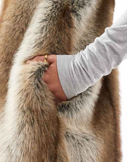 ASOS DESIGN – Brun väst i fuskpäls utan krage med kantrand, 3 av 4