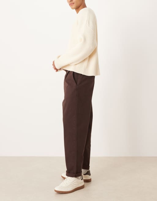 ASOS DESIGN – Bruna, avslappnade, avsmalnande byxor med upprullad fåll, 3 av 5