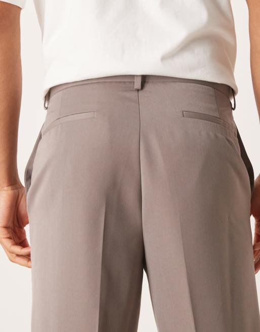 ASOS DESIGN – Bruna, avslappnade, avsmalnande finbyxor med stråveck, 4 av 5