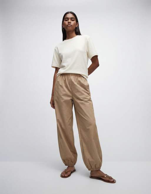 ASOS DESIGN – Bruna ballongbyxor i dra på-modell, bomull och nylonmix, 9 av 12