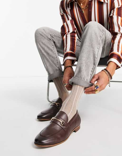 ASOS DESIGN – Bruna loafers i läderimitation med oversize-tofs