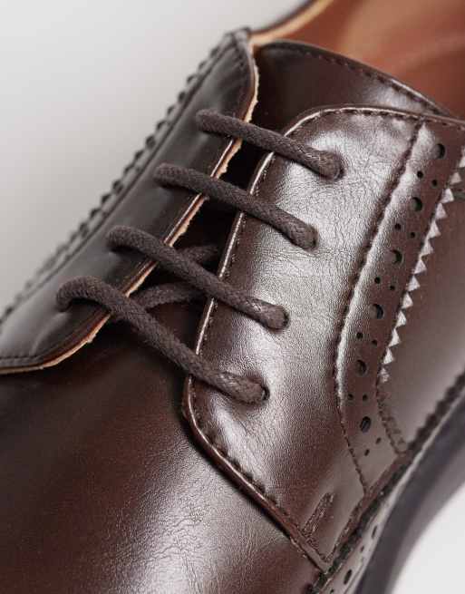 ASOS DESIGN – Bruna skor med snörning och broguedetalj, 4 av 4