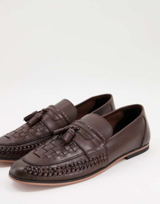 ASOS DESIGN – Bruna vävda loafers i läder med tofsdetalj