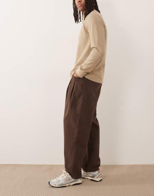 ASOS DESIGN - Brune afslappede bukser i tapered fit med dobbelt plisseringer, 3 af 5