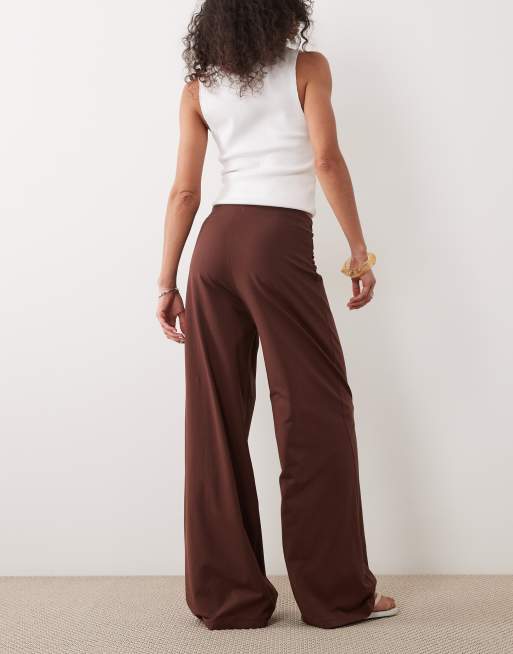 ASOS DESIGN - Brune bukser med vide ben og bindebånd i taljen, 4 af 5