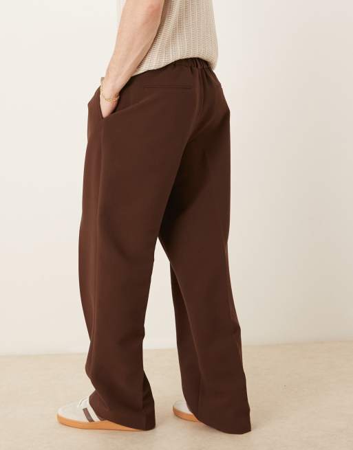 ASOS DESIGN - Brune elegante bukser med vide ben, plisseringer foran, chunky bæltestropper og halv stretch, 3 af 5