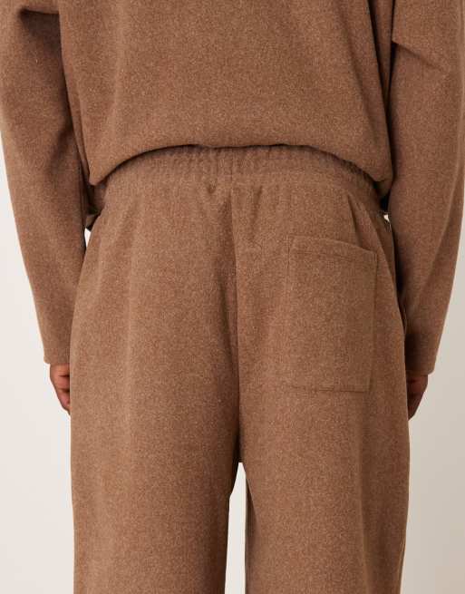 ASOS DESIGN - Brune joggingbukser med vide ben og plisseringer - Del af sæt, 4 af 5