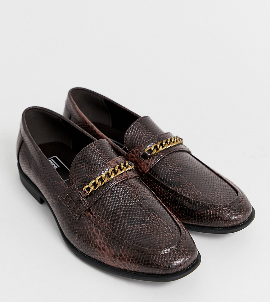ASOS DESIGN brune loafers i imiteret læder med slangeeffekt i bred pasform