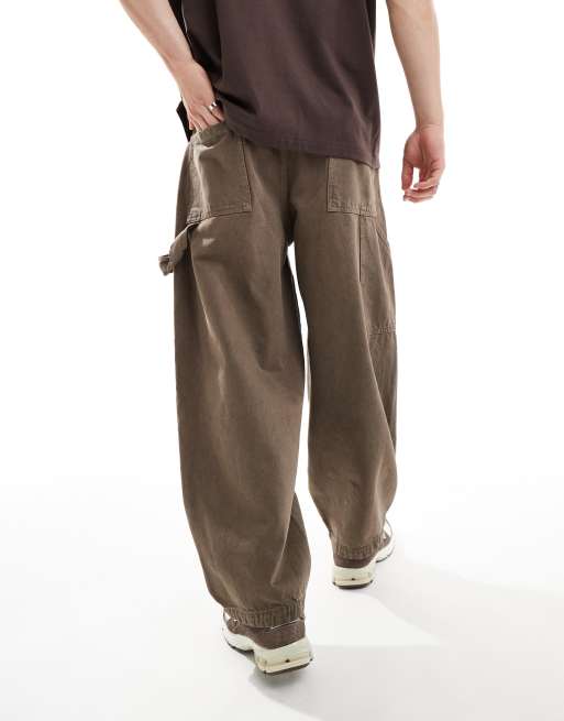 ASOS DESIGN - Brune og forvaskede baggy jeans med ballonben og tømrerdetaljer , 2 af 5