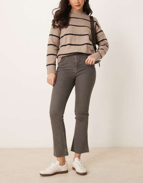ASOS DESIGN - Brune overfarvede stumpede jeans med svaj - view 1