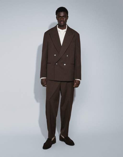 ASOS DESIGN - Brunt dobbeltradet jakkesæt med striber i regular fit, 3 af 3