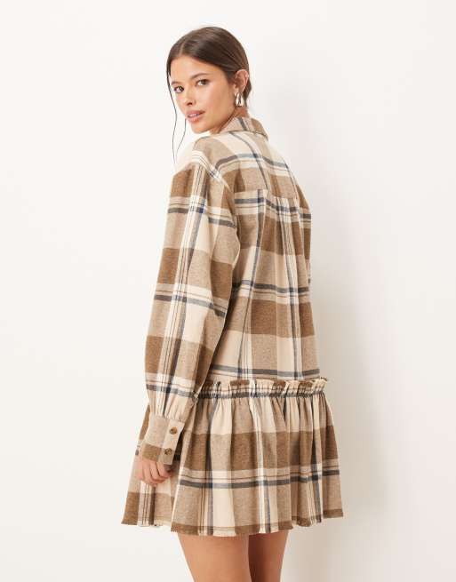 ASOS DESIGN – Brunfärgad, rutig miniklänning i skjortmodell med sänkt midja, 4 av 4