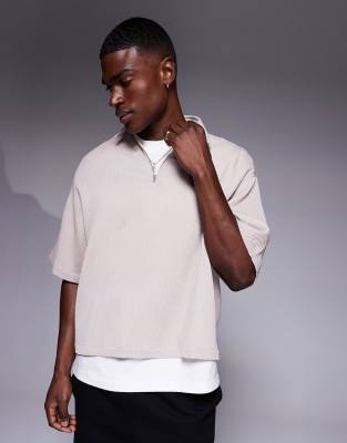 ASOS DESIGN – Brungrå, plisserad skjorta i regular fit och dra på-modell med boxig passform - view 1