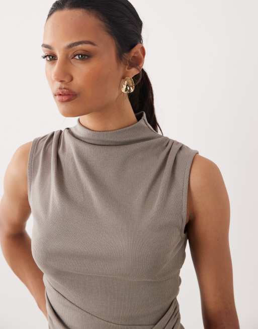 ASOS DESIGN – Brungrå topp i modal med ståkrage och snurrad detalj, 3 av 4