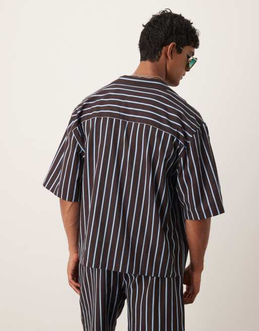 ASOS DESIGN – Brunrandig skjorta i oversize med boxig passform och platt krage, del av set, 4 av 4