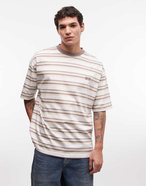 ASOS DESIGN – Brunrandig t-shirt i oversized fit med bubbligt Kyoto-texttryck, 2 av 5