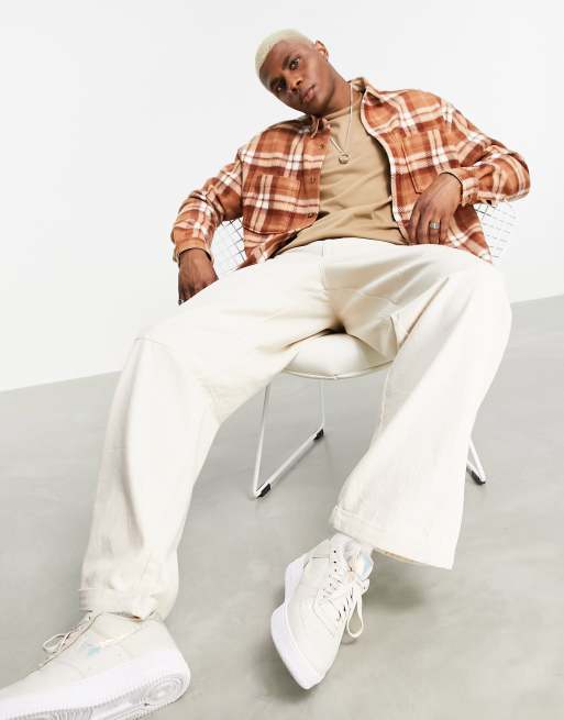 ASOS DESIGN – Brunrutig fleeceskjorta i 90-talsstil med oversize passform, 2 av 4