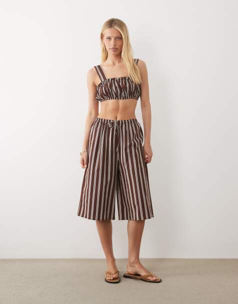 ASOS DESIGN – Brunt, randigt set i linnemix med ryschad bralette - view 1