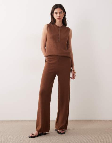 ASOS DESIGN – Brunt set i slubvävt tyg med henleytopp i lång modell och byxor - view 1