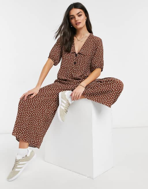 ASOS DESIGN Brunt smockjumpsuit med krave og pletter ASOS