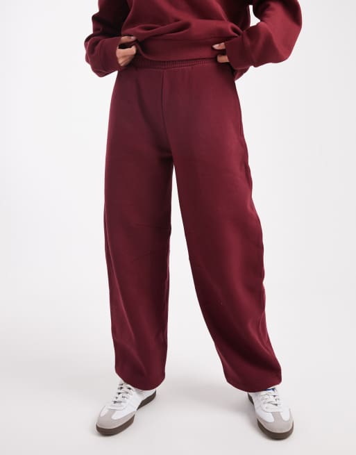 ASOS DESIGN brushback barrel leg brushback sweatpants in burgundy, 4 of 5