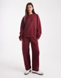 [ASOS DESIGN] ASOS DESIGN brushback barrel leg brushback trackies in burgundy-Red L Burgundy