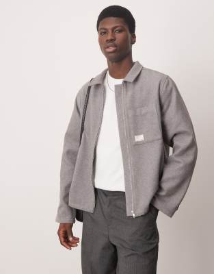 brushed relaxed boxy shirt in gray with woven tab