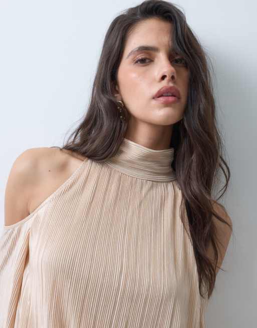 ASOS DESIGN bubbelplissé mini-jurk met hoge hals in champagnekleur, 4 van 5