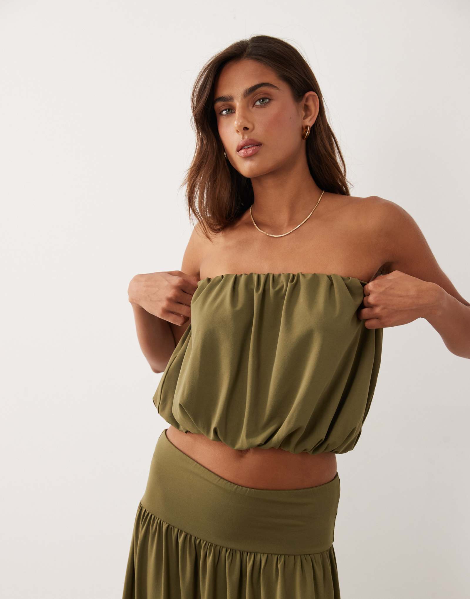 Топ-бандо с драпировкой по низу в виде пузырьков ASOS DESIGN зеленого цвета хаки - часть комплекта цвета хаки