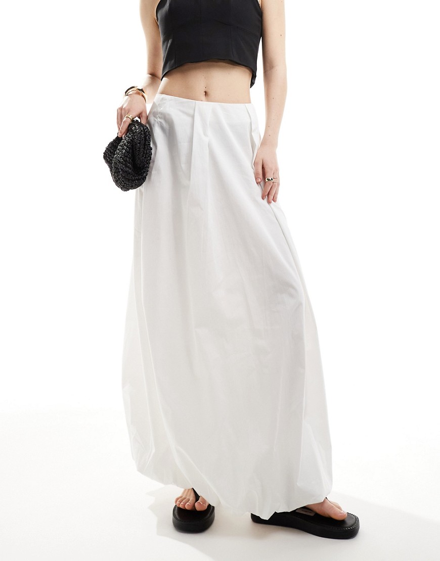 bubble hem maxi skirt in white