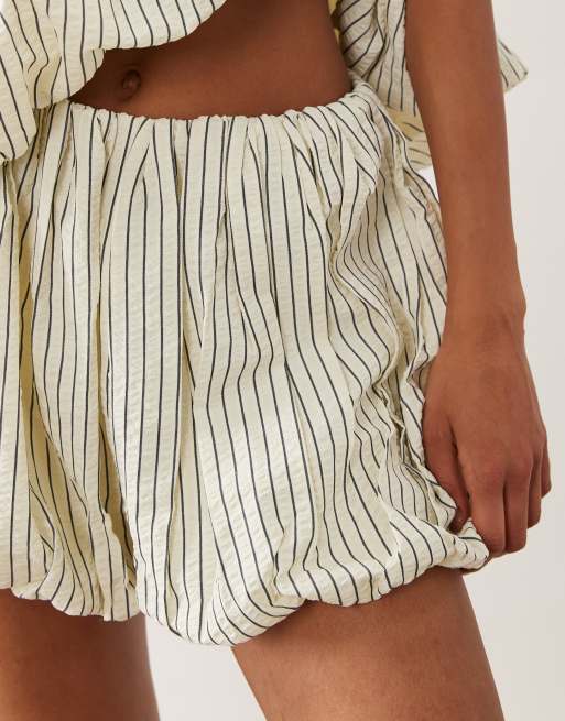ASOS DESIGN bubble shorts in cream striped print - part of a set, 5 of 5
