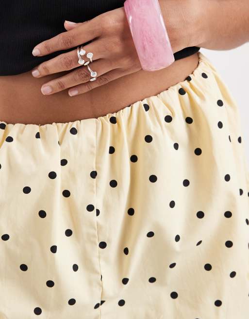 ASOS DESIGN bubble shorts in polka dot, 3 of 5